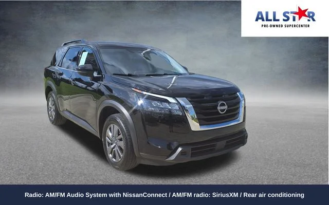 2025 Nissan Pathfinder SV 2WD's photo