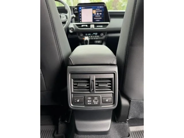 New 2026 CRYSTAL WHITE PEARL Subaru Limited XT image 27