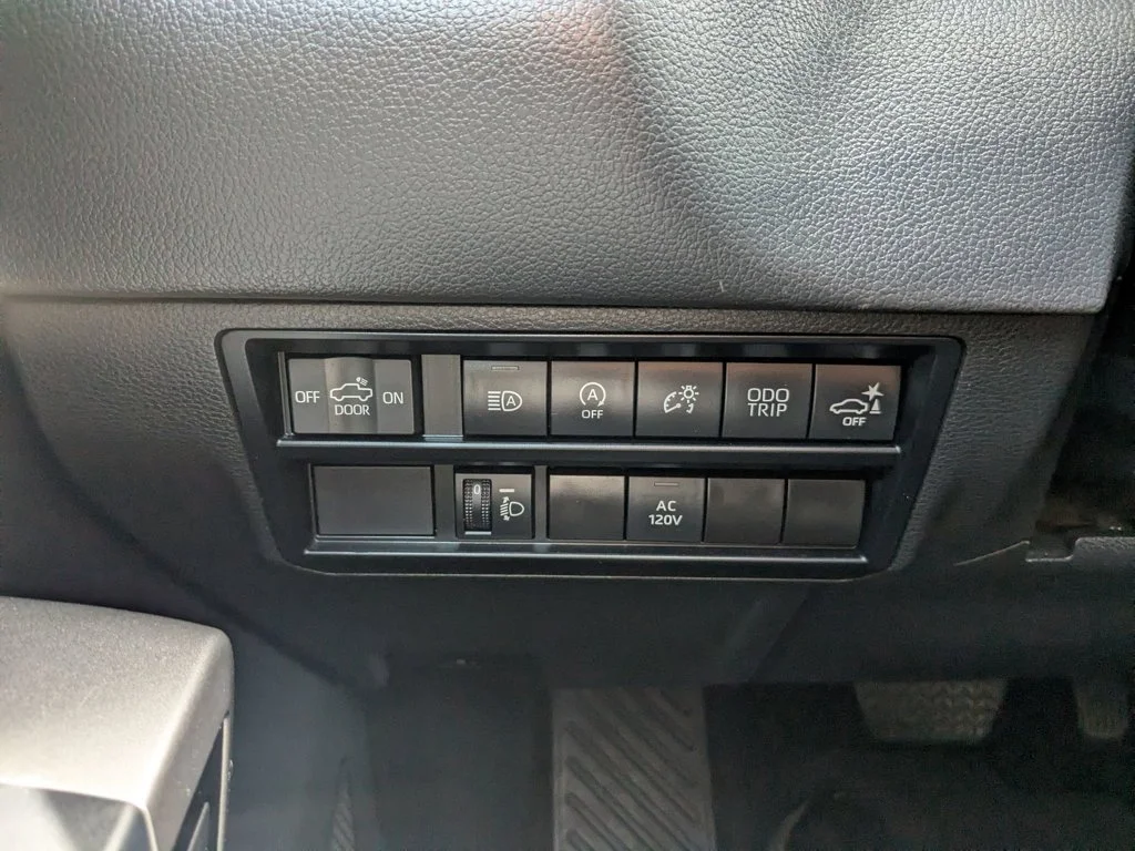 Used 2023  Toyota Limited image 20