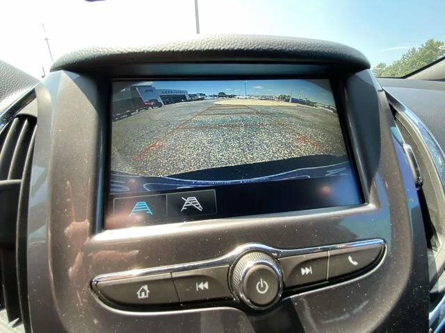 Used 2018 Silver Chevrolet LT image 17