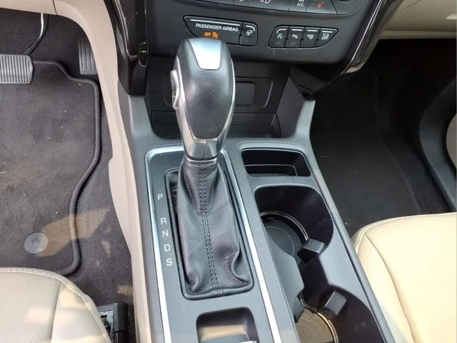 Used 2018 Gray Ford Titanium image 24