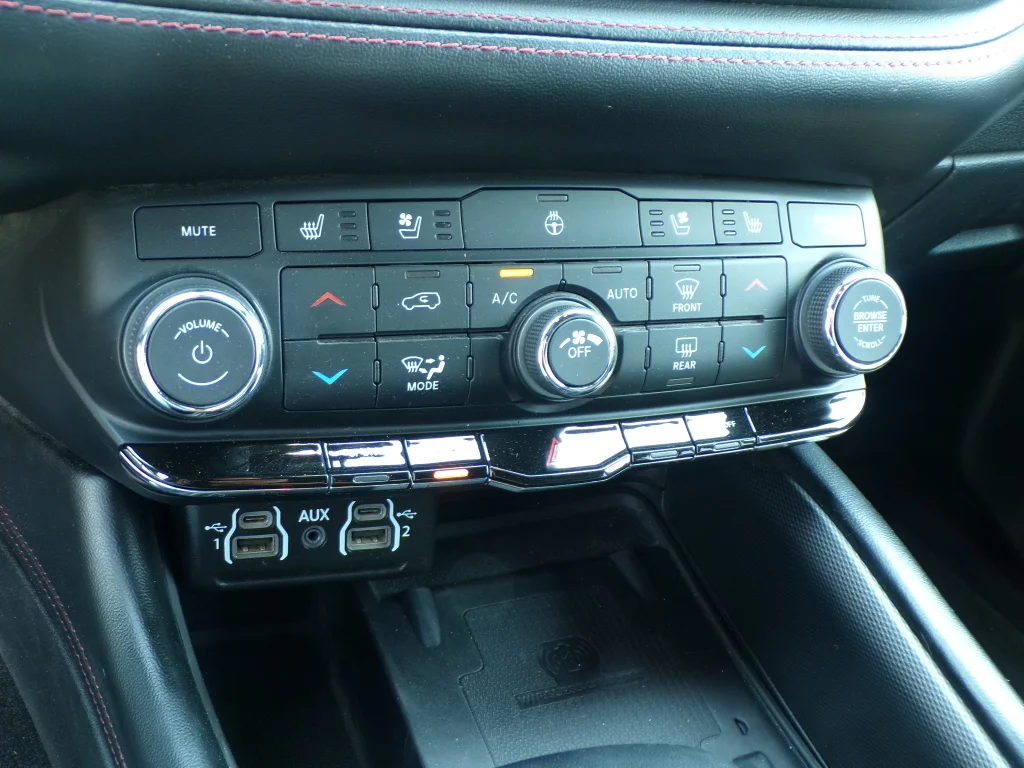 Used 2021 Billet Silver Metallic Dodge R/T image 18