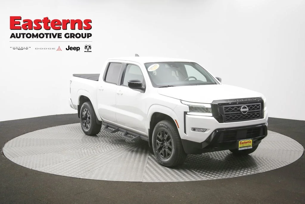 Used 2023 White Nissan SV image 45