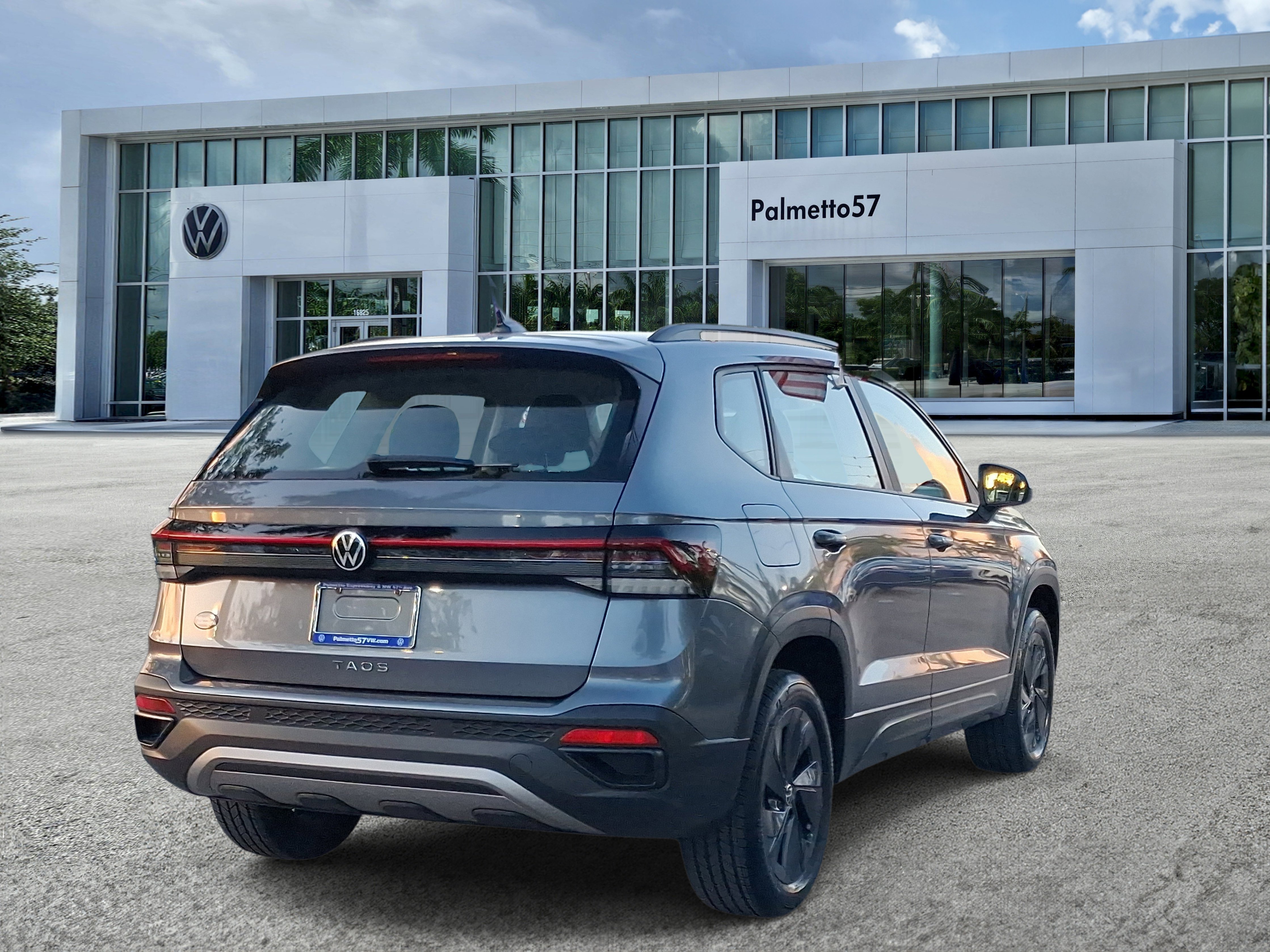 2025 Volkswagen Taos S - Photo 6