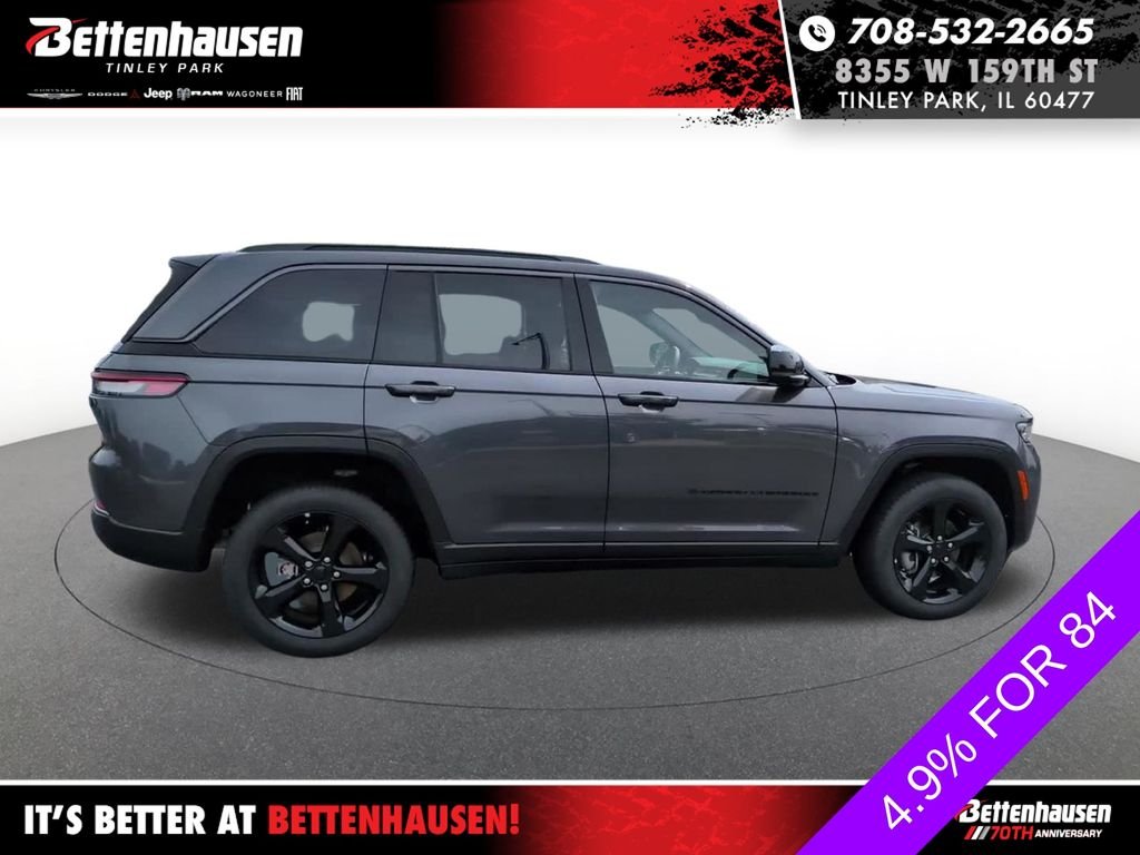 New 2026 Baltic Gray Metallic Clear-Coat Exterior Paint Jeep Limited image 5