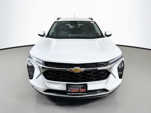 New 2026 Summit White Chevrolet LT image 2