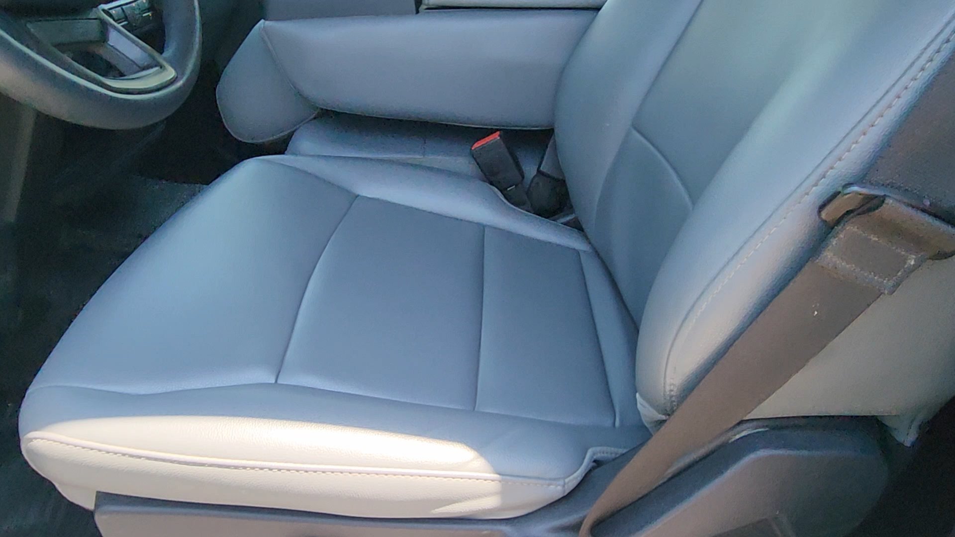 Used 2024 Oxford White Ford XL image 30