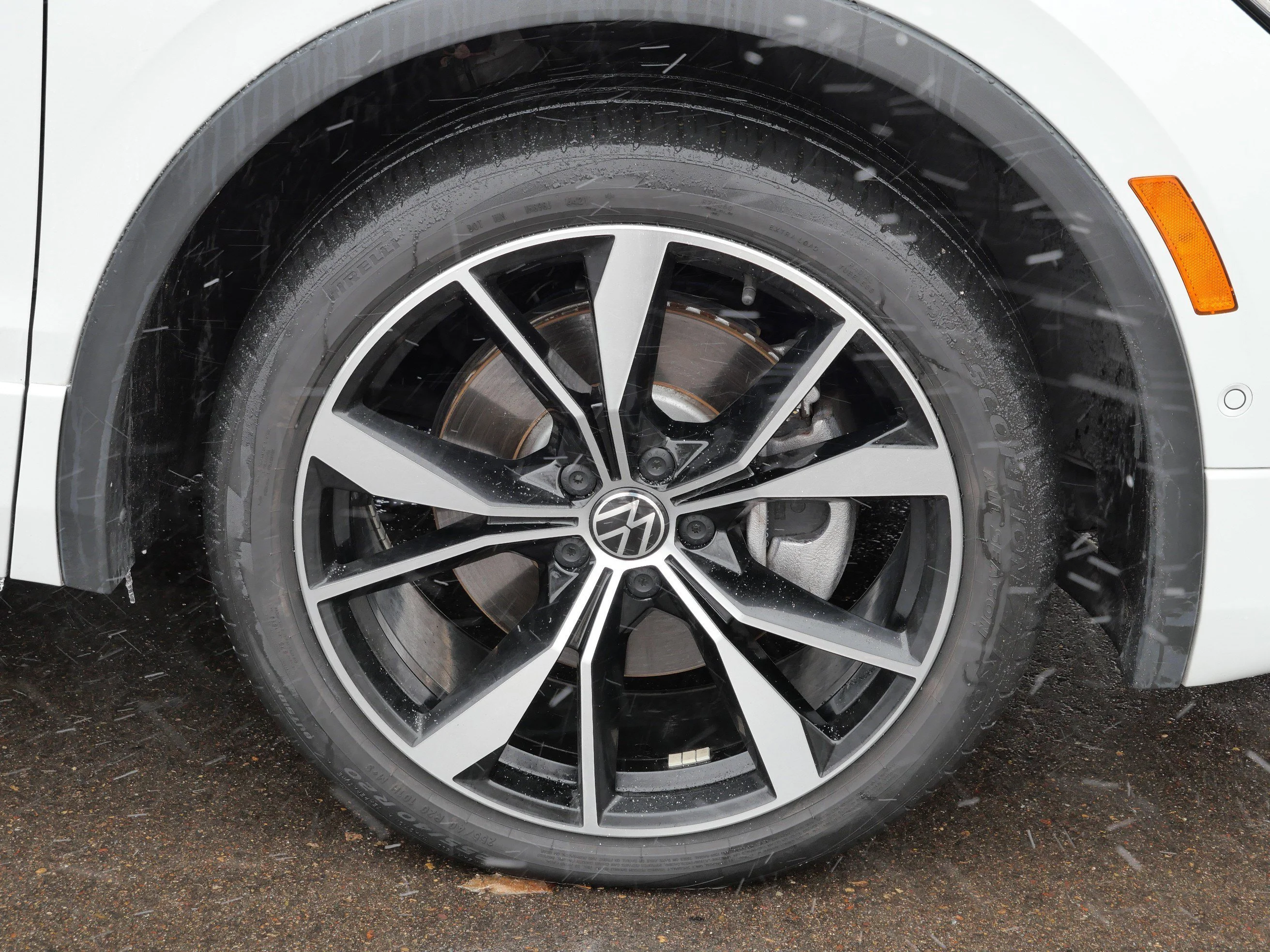 2022 Volkswagen Tiguan SEL R-LINE - Photo 15