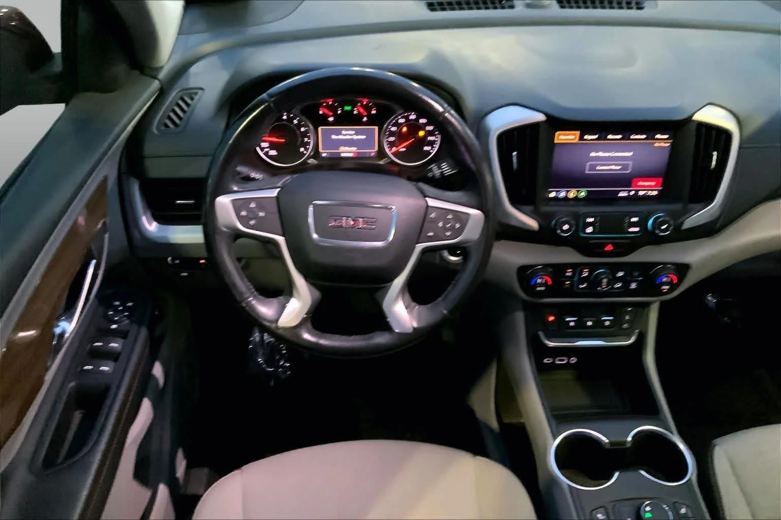 Used 2019 Red Quartz Tintcoat GMC SLE image 6
