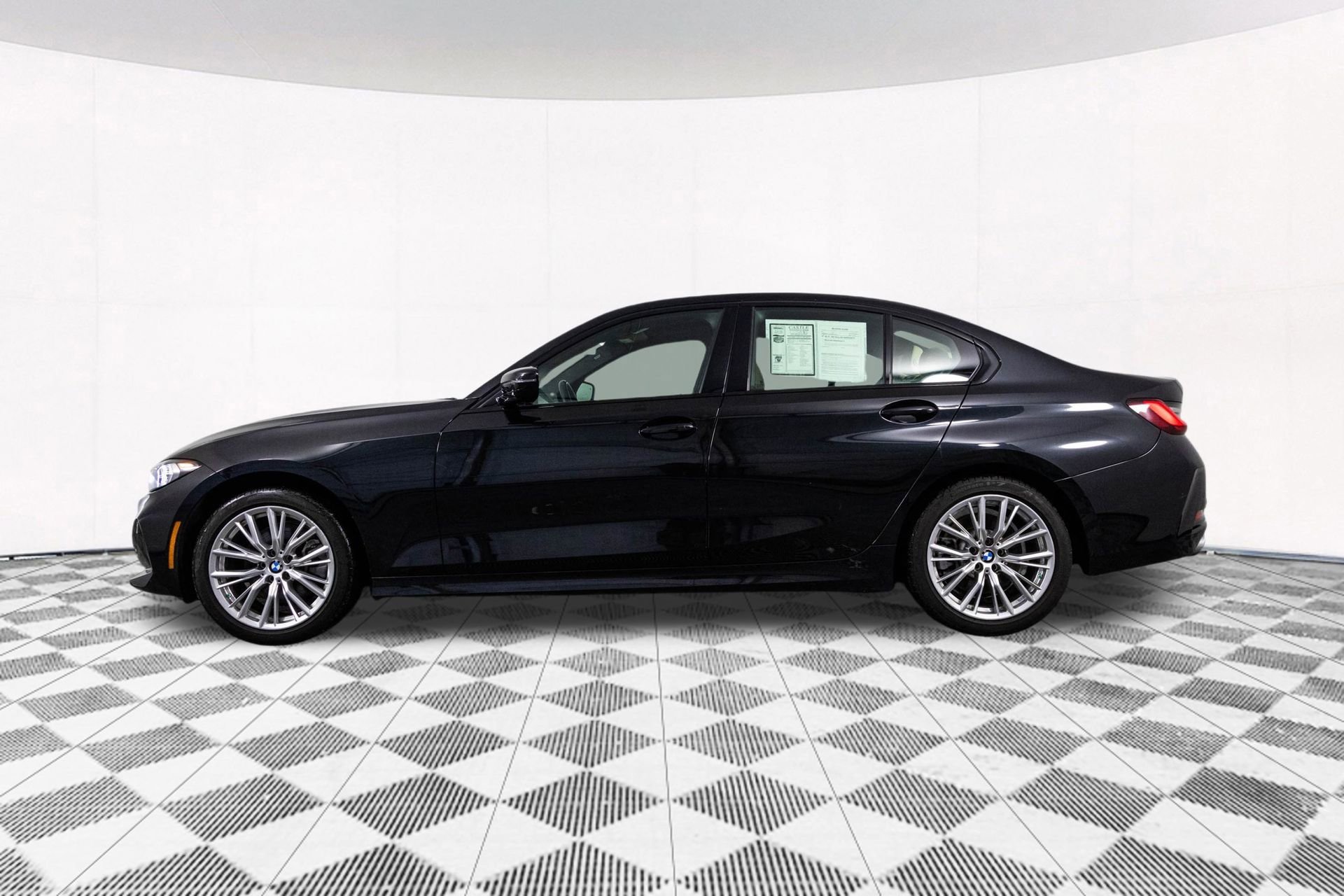 2023 BMW 330I - Image 10