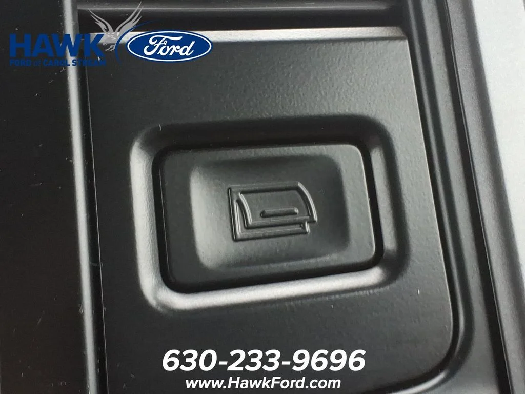 Used 2025 Black Ford XLT image 16