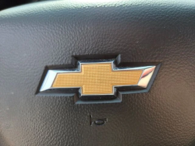 Used 2025 Blue Chevrolet LT image 32