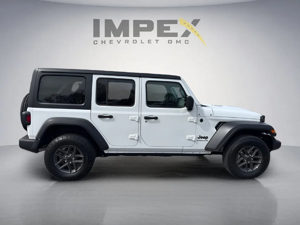 Used 2025 White Jeep Sport S image 6