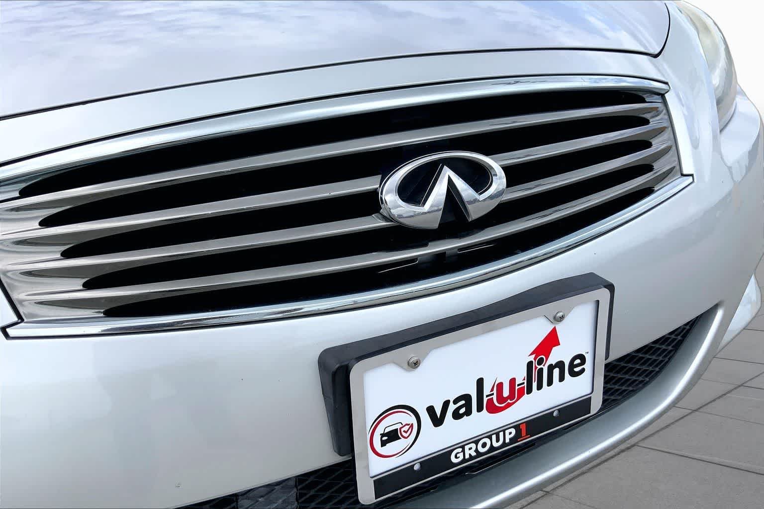 Used 2014 Liquid Platinum INFINITI  image 29