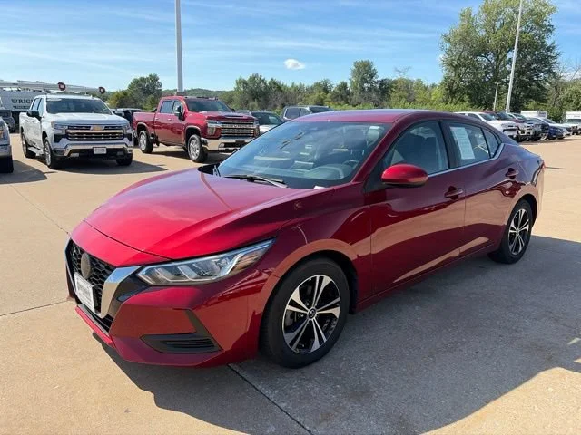 Used 2022 Red Nissan SV image 7