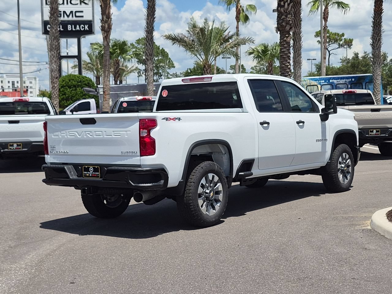 New 2026 Summit White Chevrolet Custom image 8