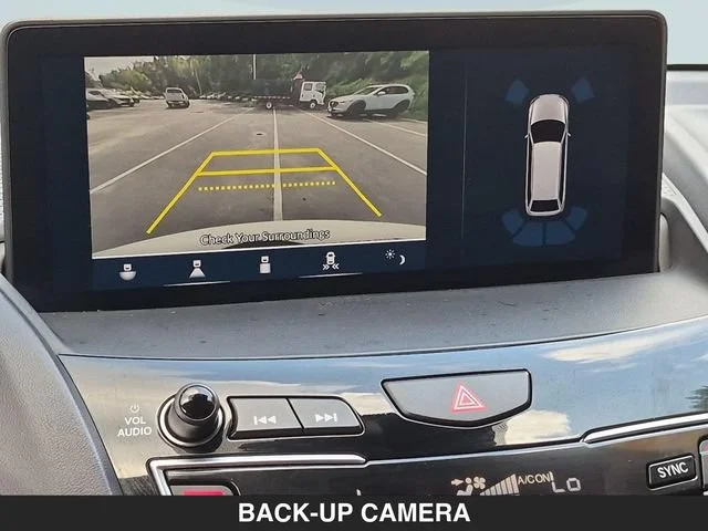 Used 2019 White Acura Technology Package image 23