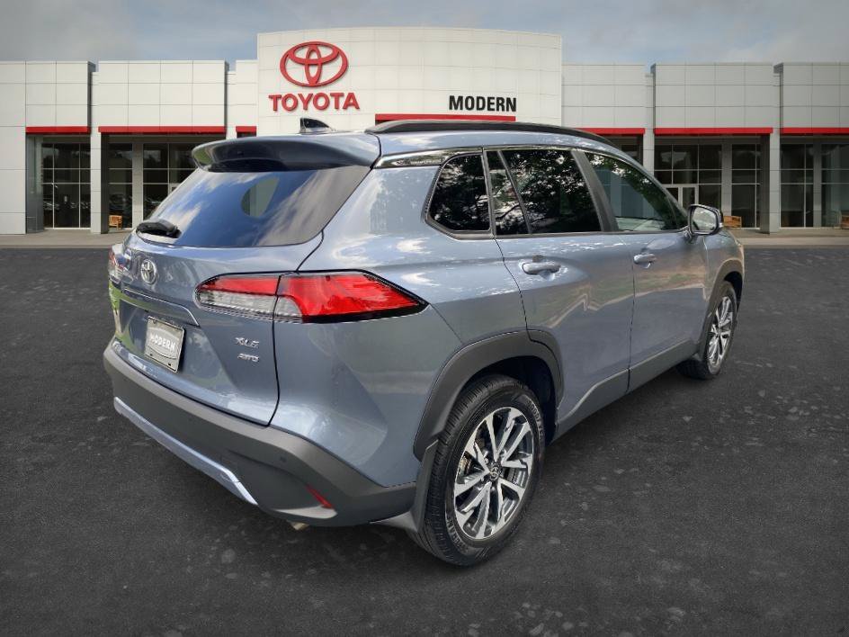 Used 2025 Celestite Toyota XLE image 5
