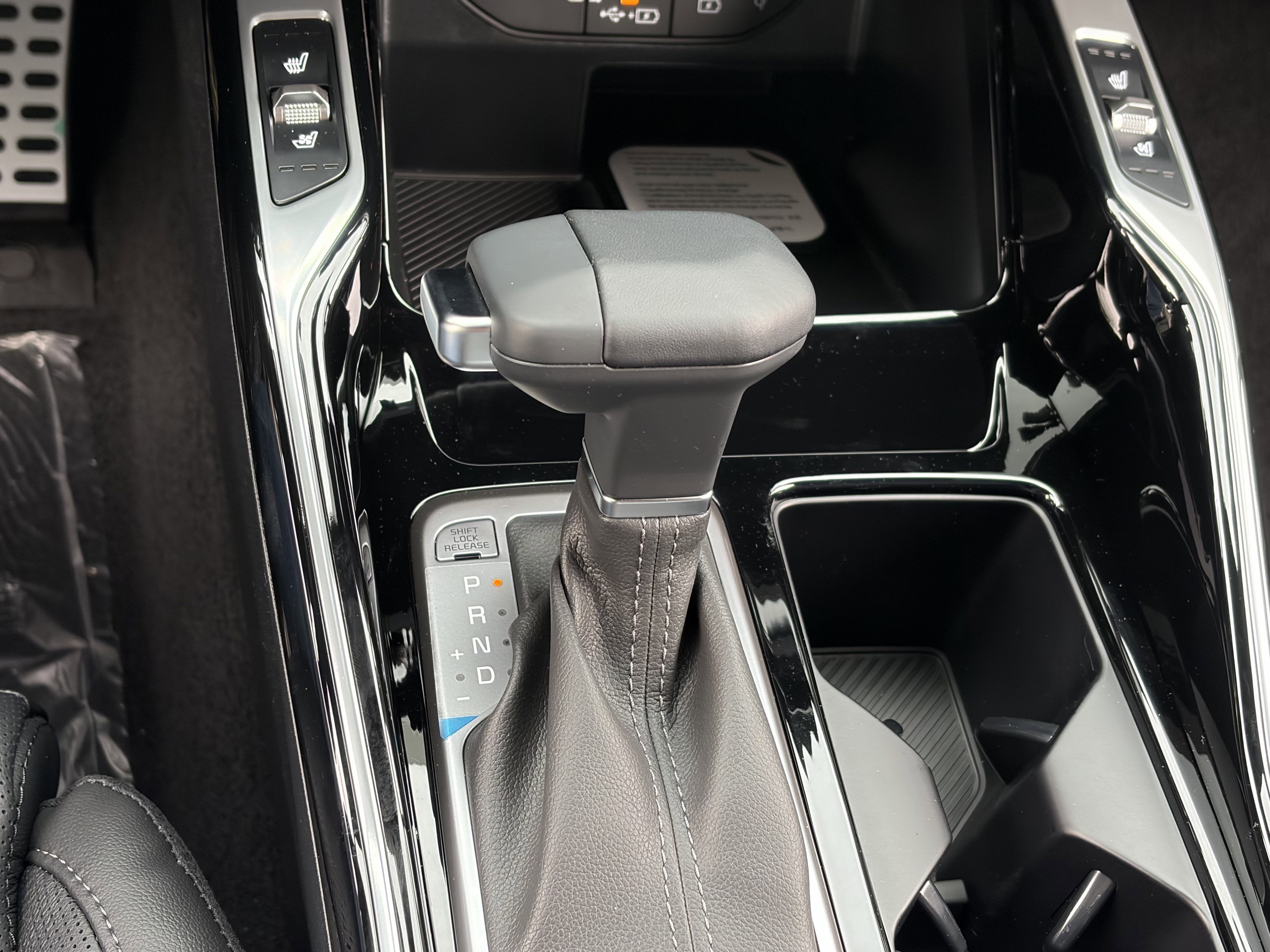 New 2026 Jungle Green Kia X-Line SX Prestige AWD image 28