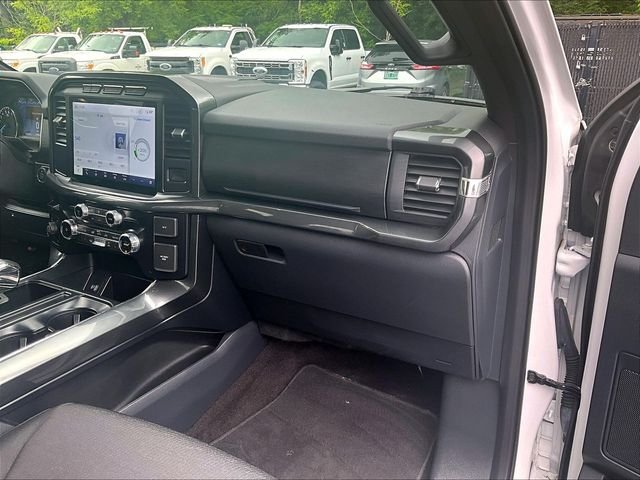 Used 2022 White Ford XLT image 17
