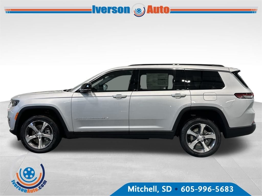 2025 Jeep Grand Cherokee L photo 2