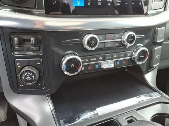 New 2026 Argon Blue Metallic Ford Lariat image 39