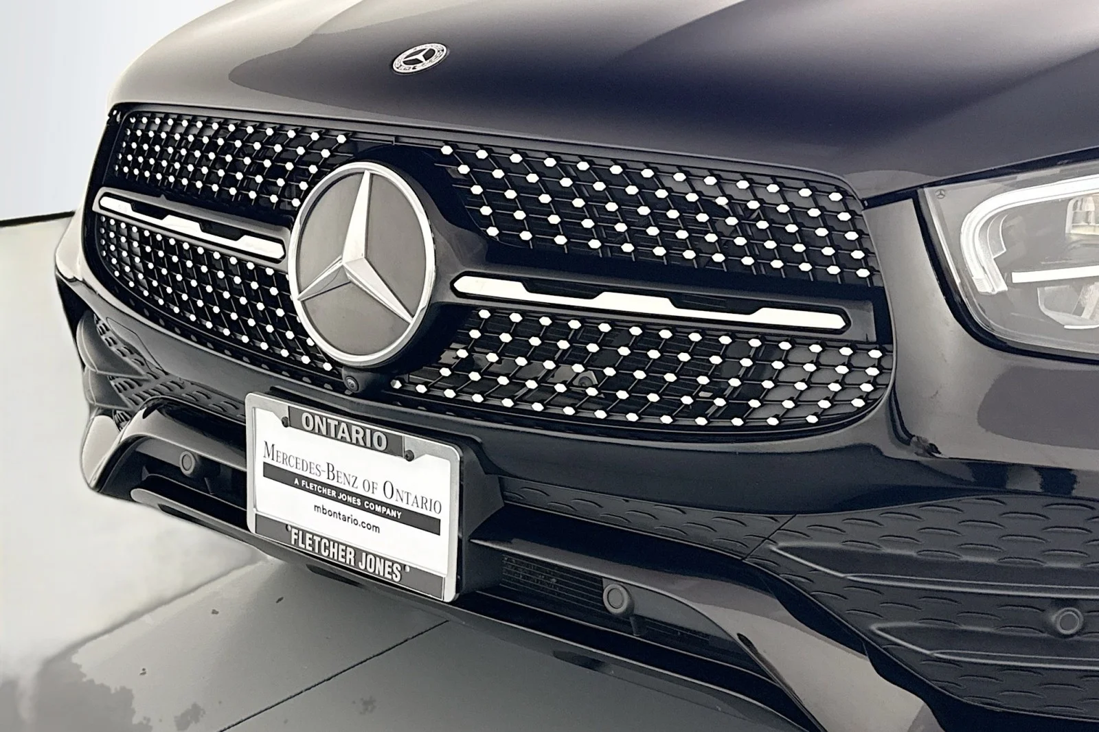 Used 2023 Black Mercedes-Benz 300 image 13