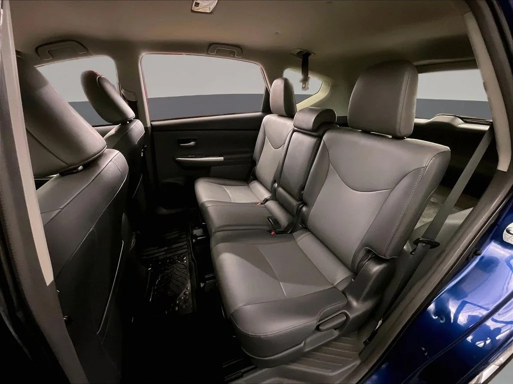 Used 2013 Blue Toyota Five image 30