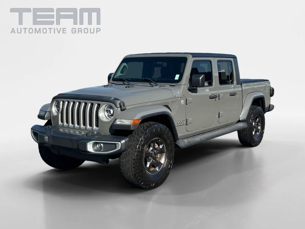 Used 2020 Gray Jeep Overland image 3