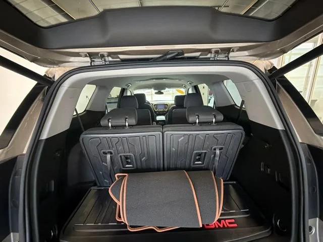 Used 2023 Light Stone Metallic GMC AT4 image 16