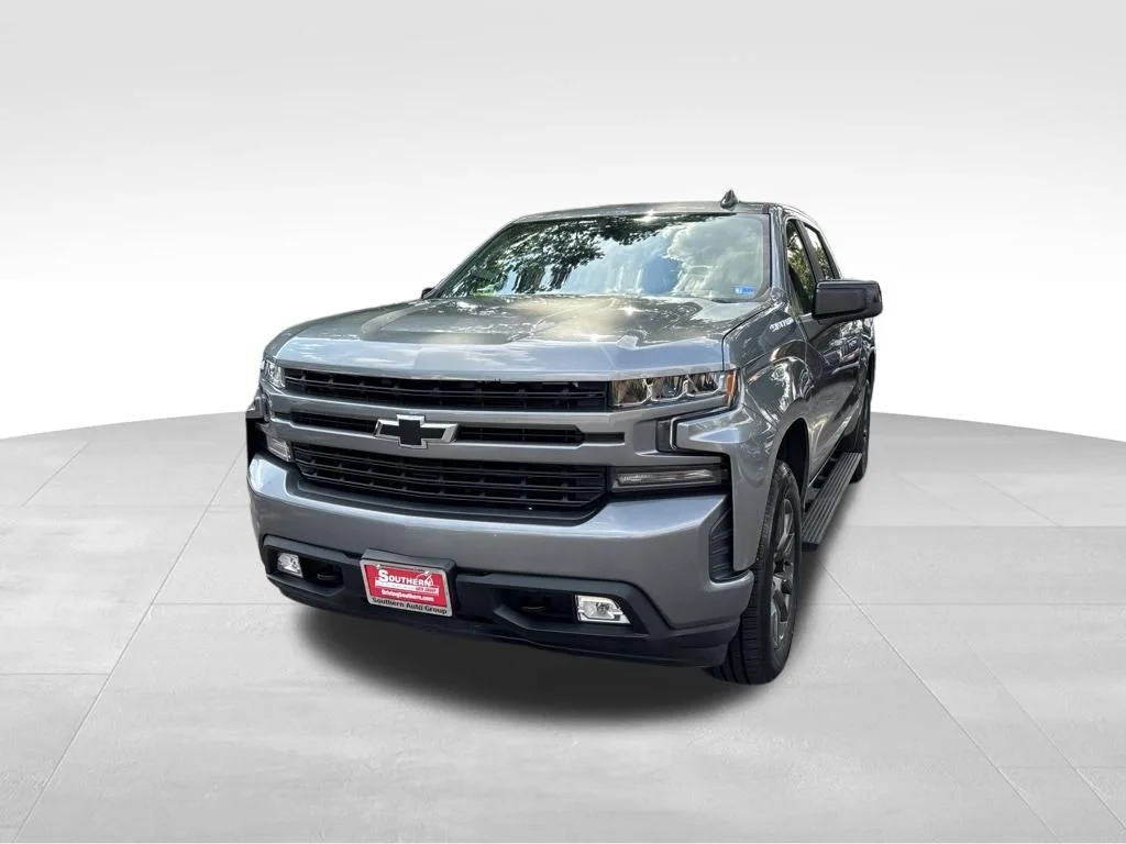 Used 2020 Gray Chevrolet RST image 3