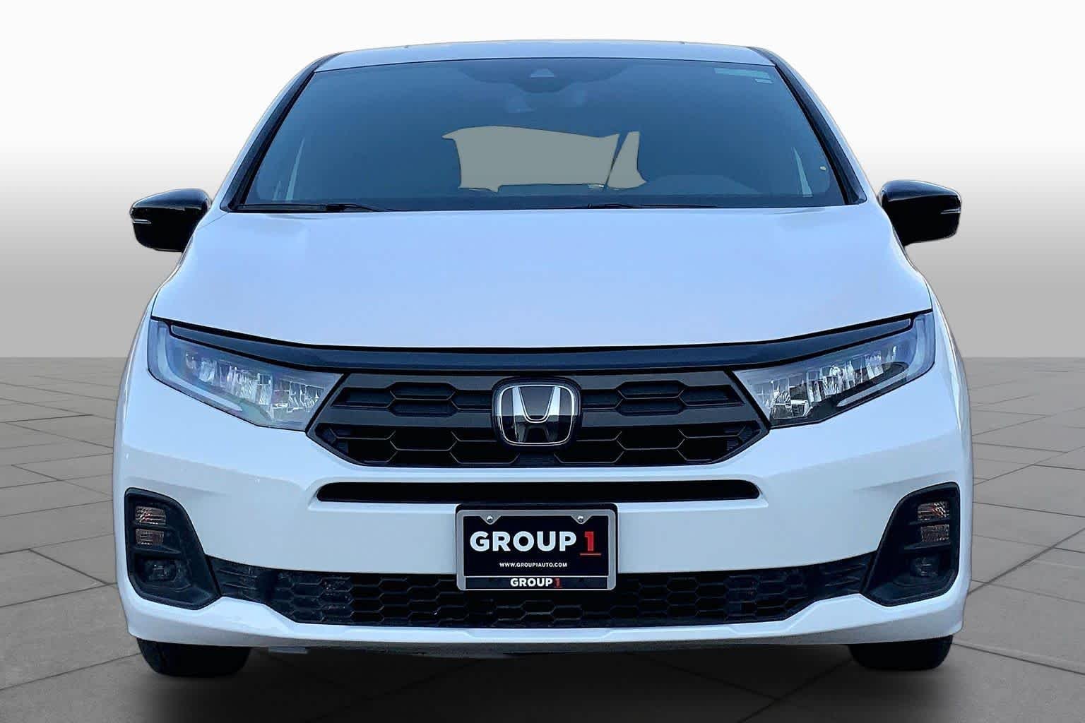 Used 2025 Platinum White Pearl Honda Sport-L image 3