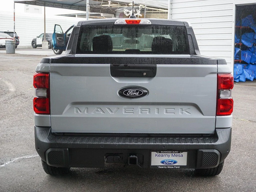 2025 Ford Maverick XLT - Photo 7