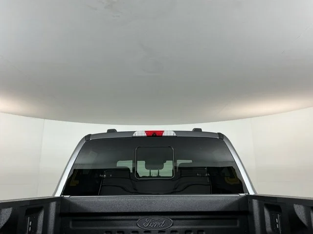New 2027 Carbonized Gray Metallic Ford XLT image 9