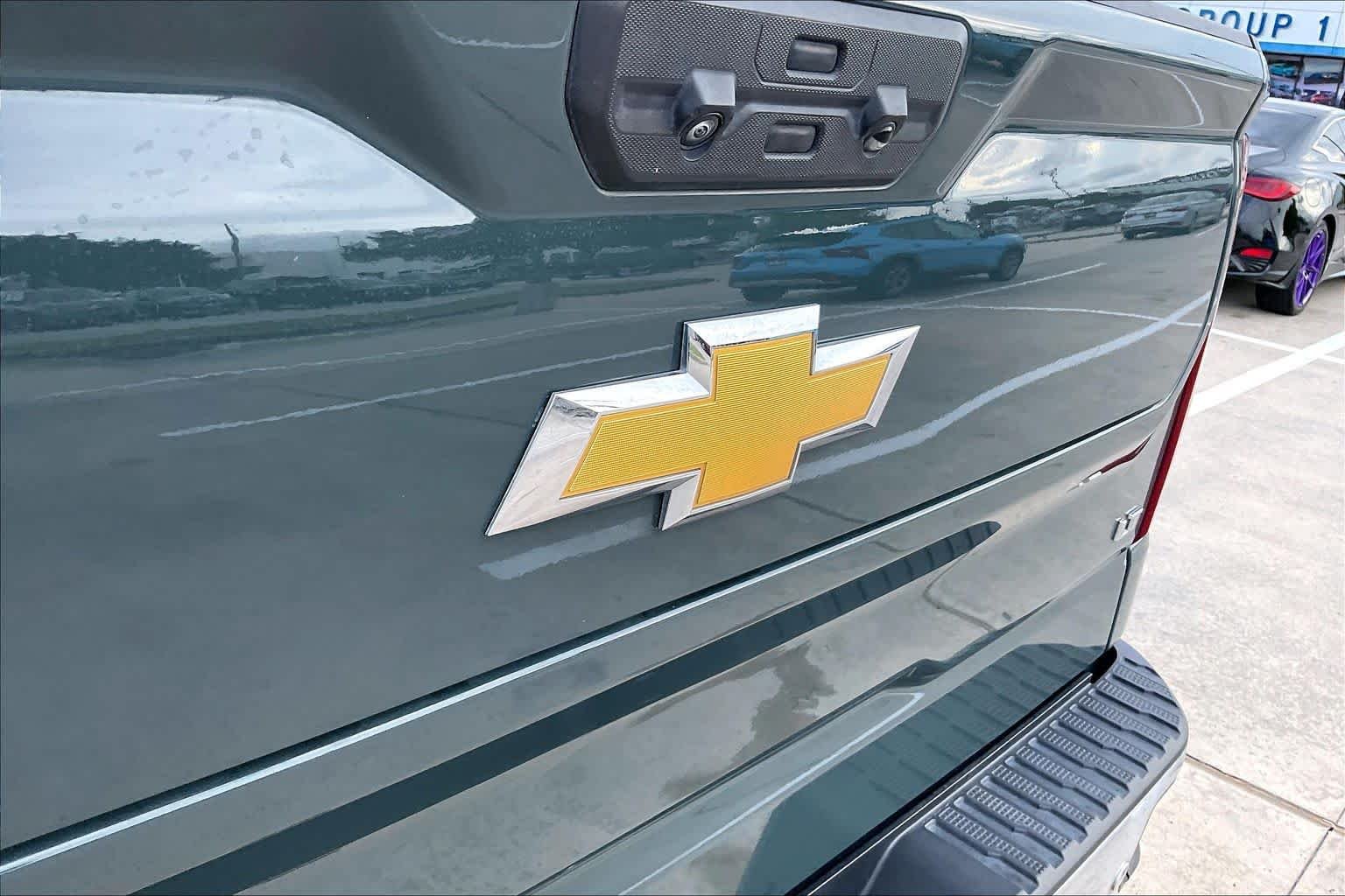 Used 2025 Cypress Gray Chevrolet LT image 59