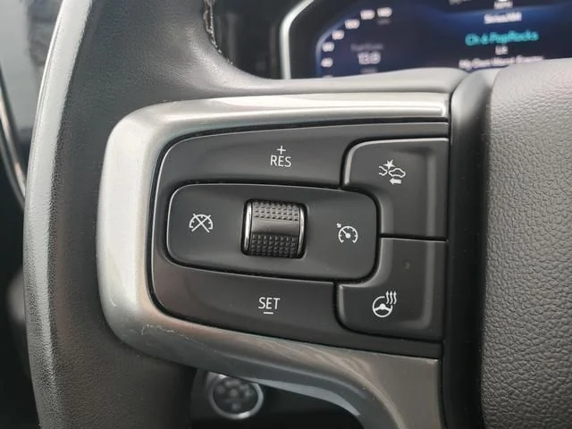 Used 2025 Gray Chevrolet LT image 23
