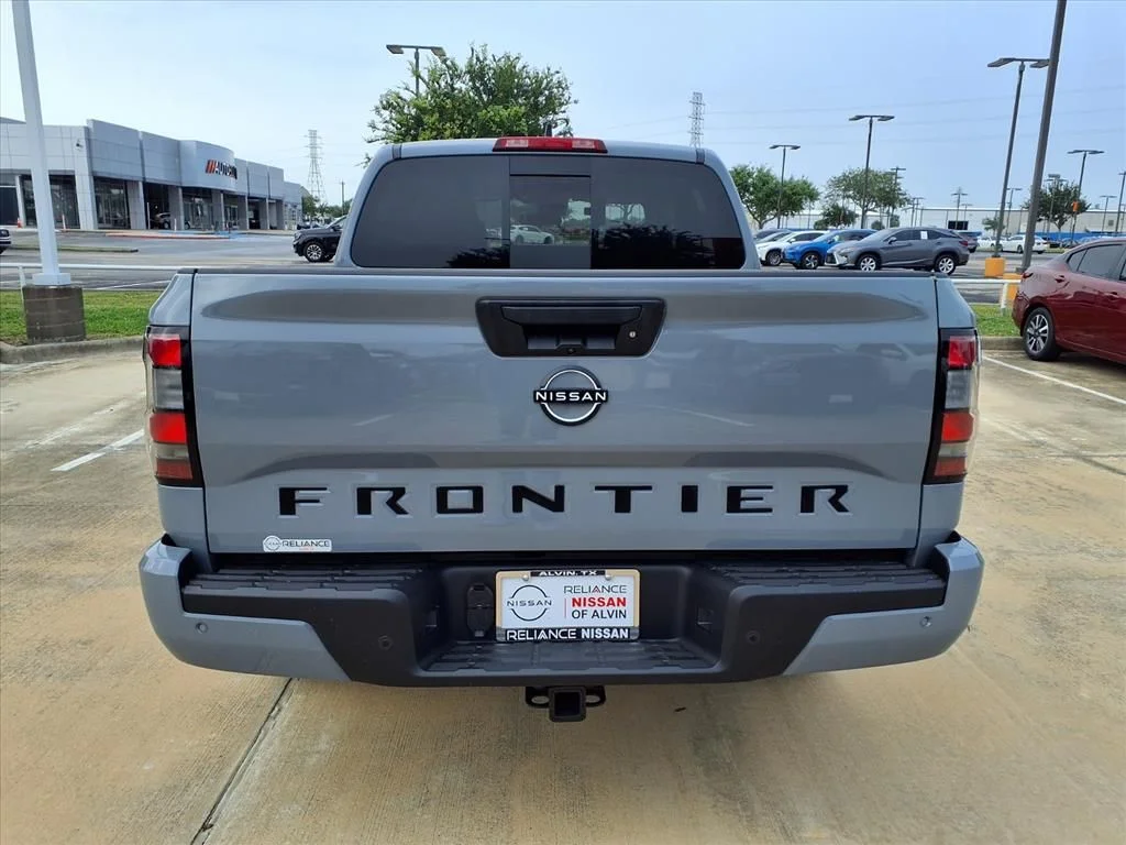 New 2026 Boulder Gray Pearl Nissan Crew Cab SV image 6