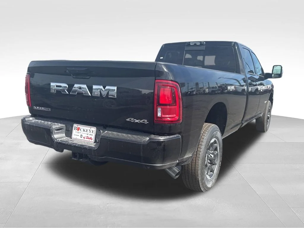 New 2026 Diamond Black Crystal Pearl-Coat Exterior Paint RAM LARAMIE image 4