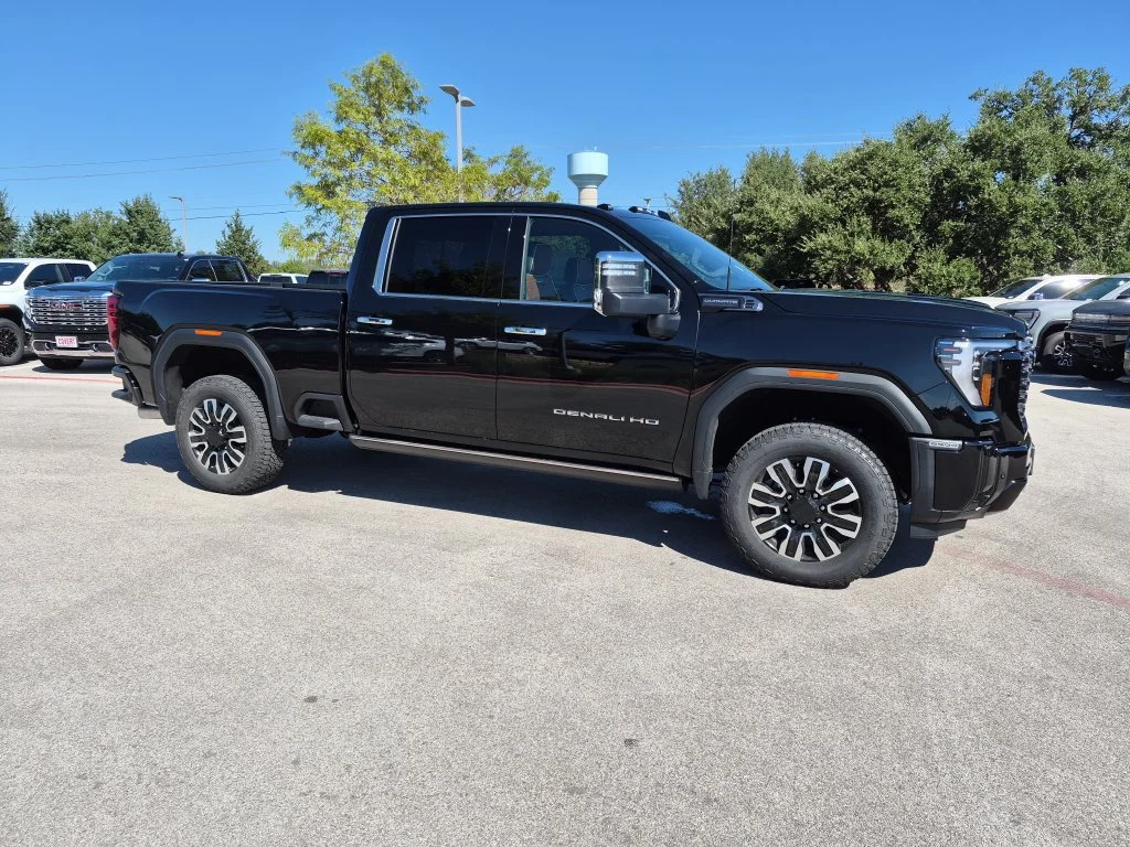 New 2026 GMC Sierra 2500 HD Denali Ultimate, photo 12