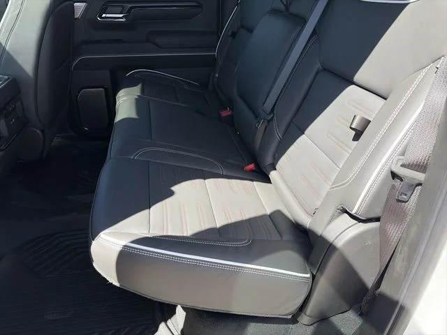 New 2026 White GMC AT4X image 12