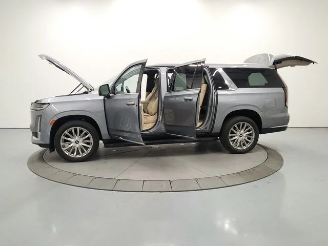 Used 2023 Silver Cadillac Premium image 12