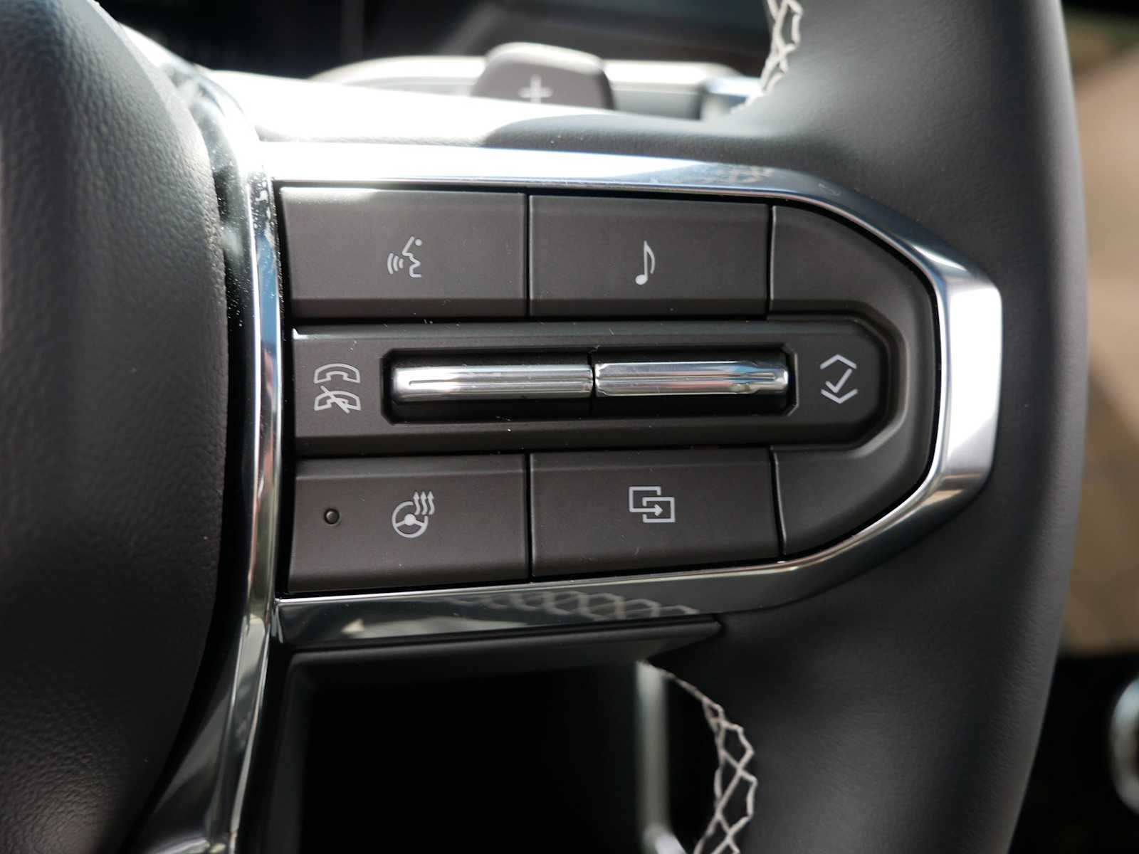 2026 GMC Acadia Denali Ultimate - Photo 24