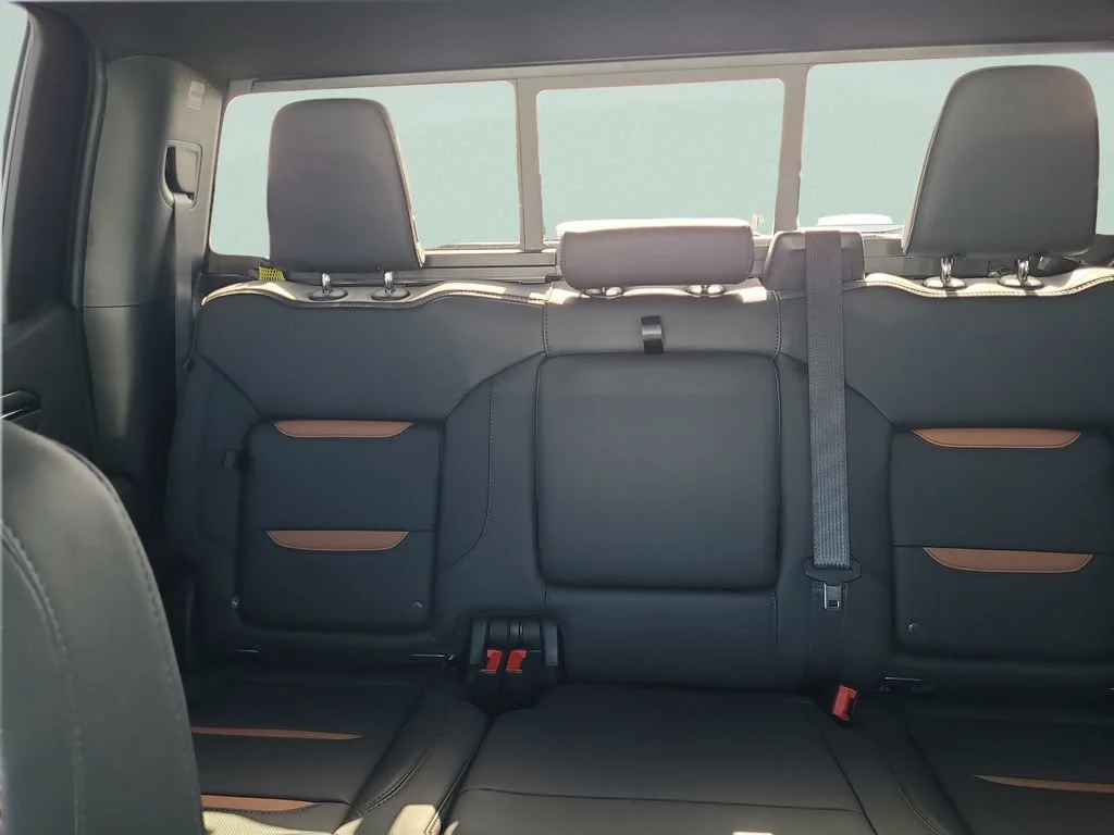 2026 GMC Sierra 1500 AT4 - Photo 13