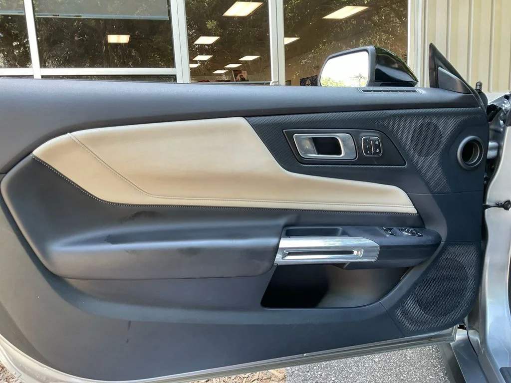 Used 2024 Silver Ford GT Premium image 31
