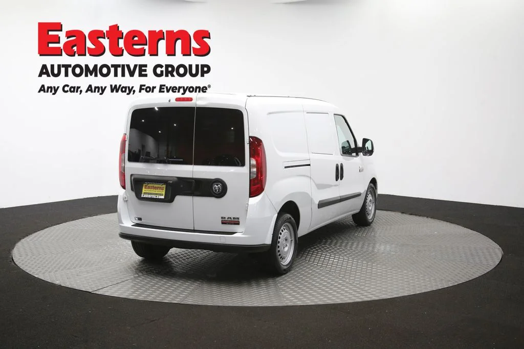 Used 2022 White Ram Base image 40