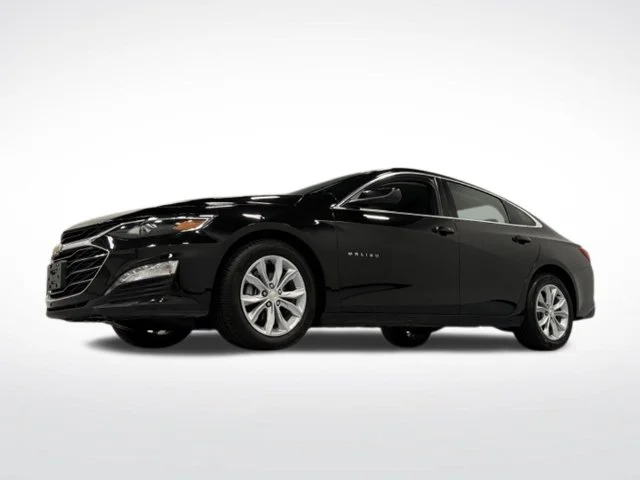 Used 2025 Black Chevrolet LT image 4