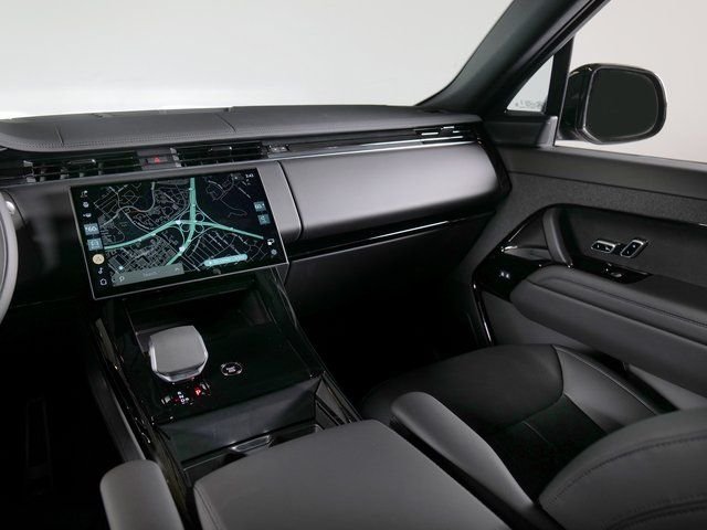 New 2026 Borasco Grey Land Rover Dynamic SE image 16