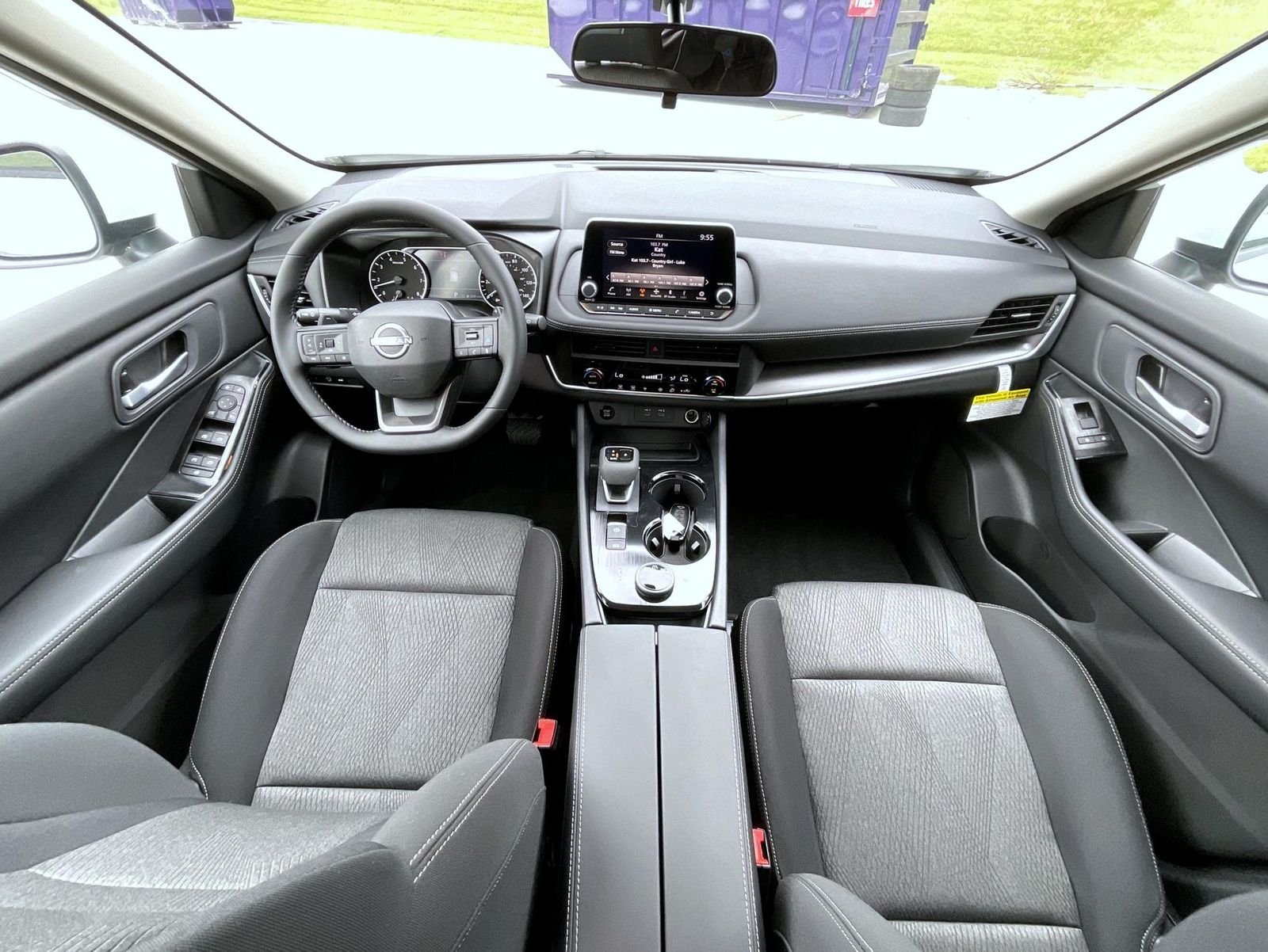 New 2026 Everest White Pearl TriCoat Nissan SV image 15