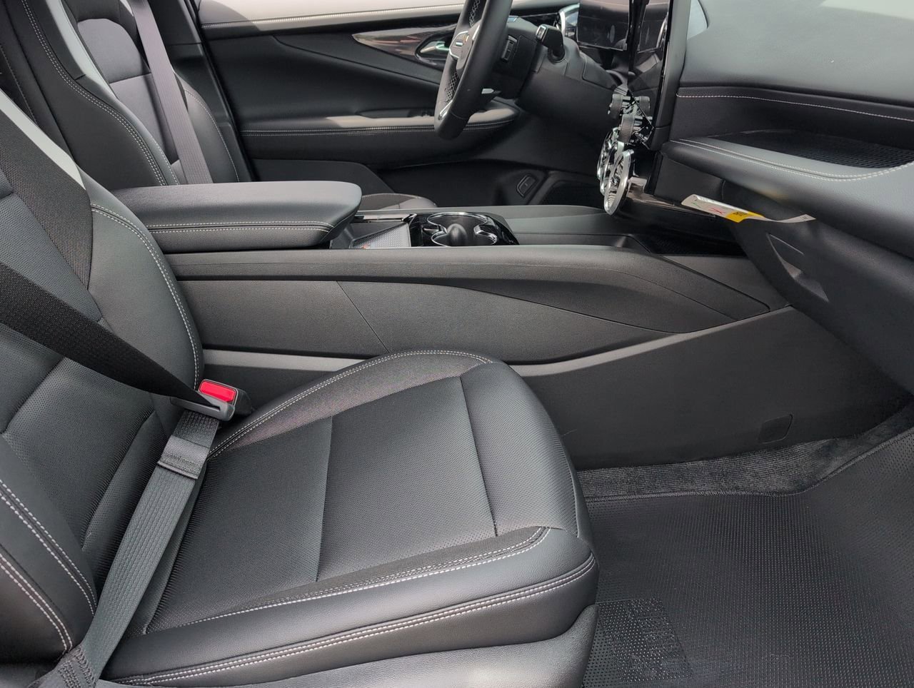 2026 Chevrolet Blazer EV LT - Photo 27
