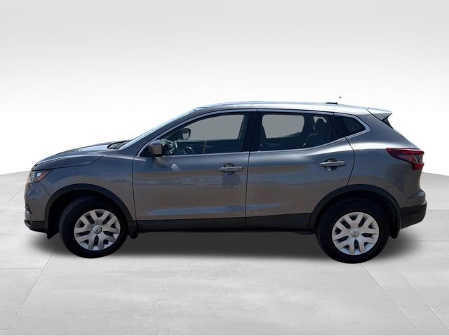 Used 2020 Gray Nissan S image 4